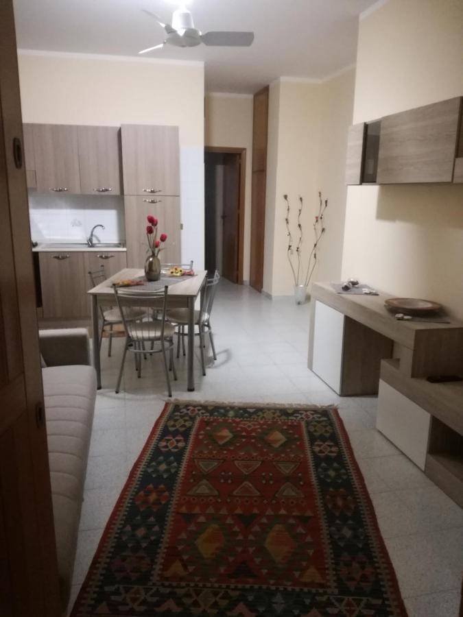 캄포펠리체 디 로첼라 Giusy'S Place 1 아파트 외부 사진
